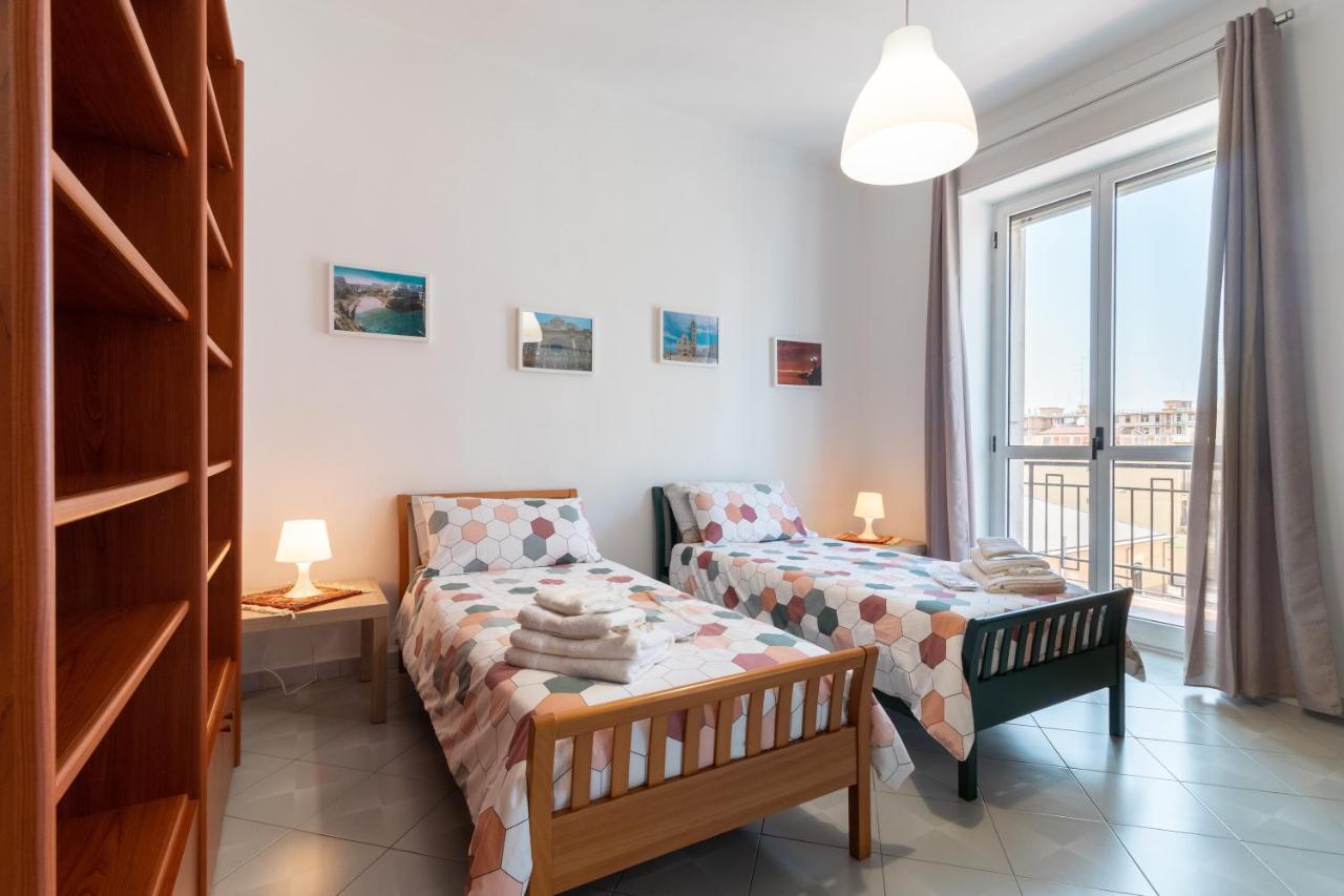 Chicca Casa Vacanze Bari Eksteriør billede
